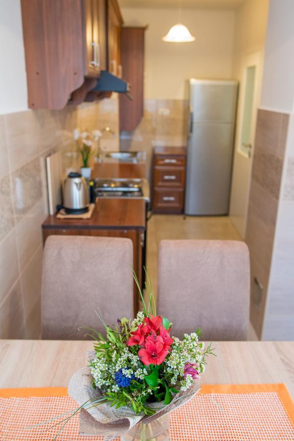 Apartman Andjela Tivat Exteriör bild